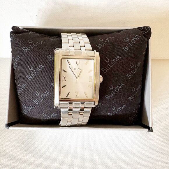 MD Live Casino Bulova Watch Model C869892 Water Resistant Stainless Steel NIB main image 11